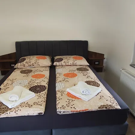 Druzinski Apartmaji Judnic Adlesici