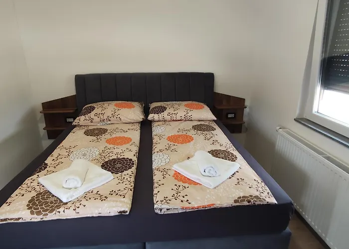 Druzinski Apartmaji Judnic Adlesici